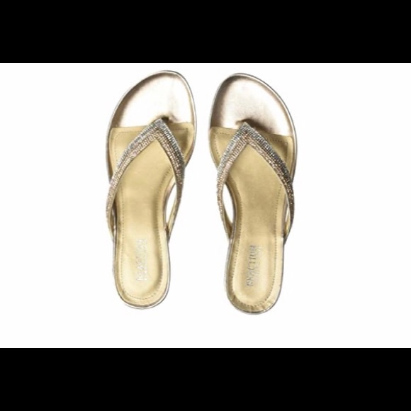 Kenneth Cole Reaction Shoes - Kenneth Cole Reaction Gold ‘Frost Jewel’ Sandals